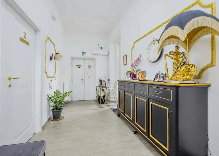 Molly Oda ve Kahvaltı Roma